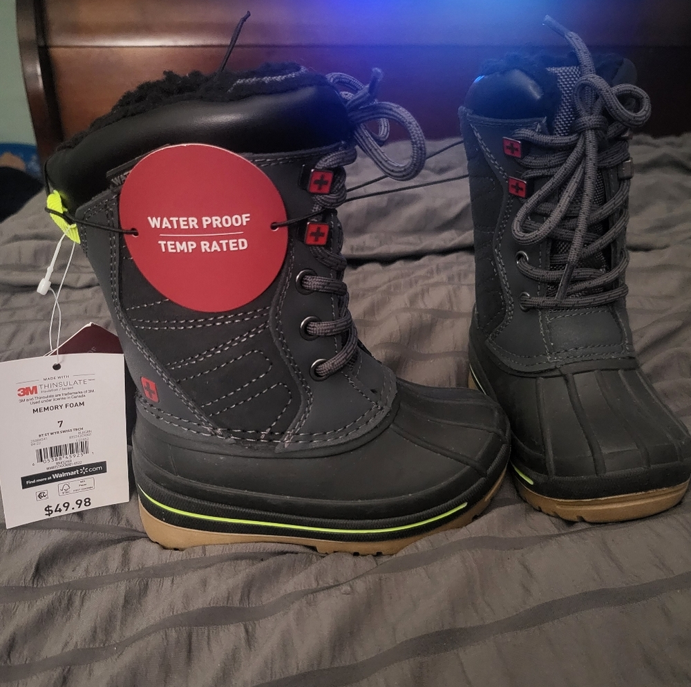 Toddler snow boots